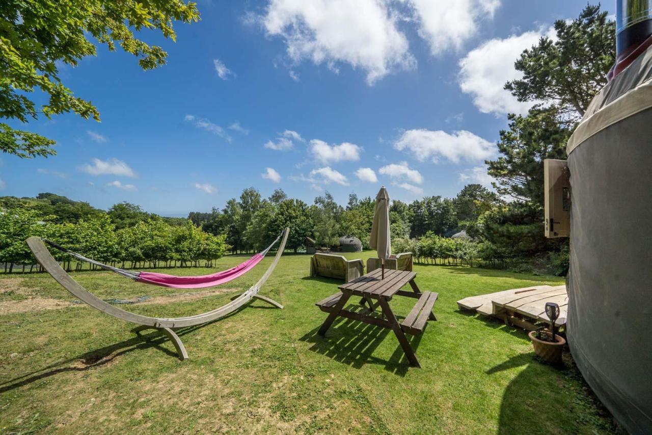 The Garlic Farm Villa Sandown Bagian luar foto