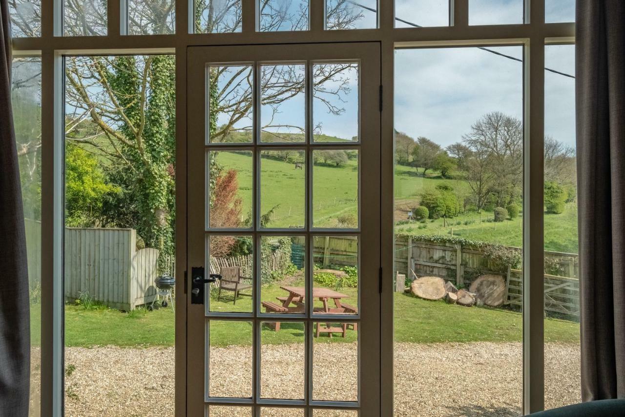 The Garlic Farm Villa Sandown Bagian luar foto